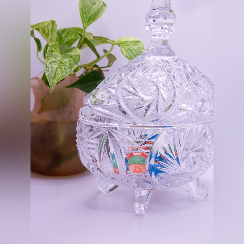 Vintage Crystal Glass Candy Dish Catchall with Lid Key Holder